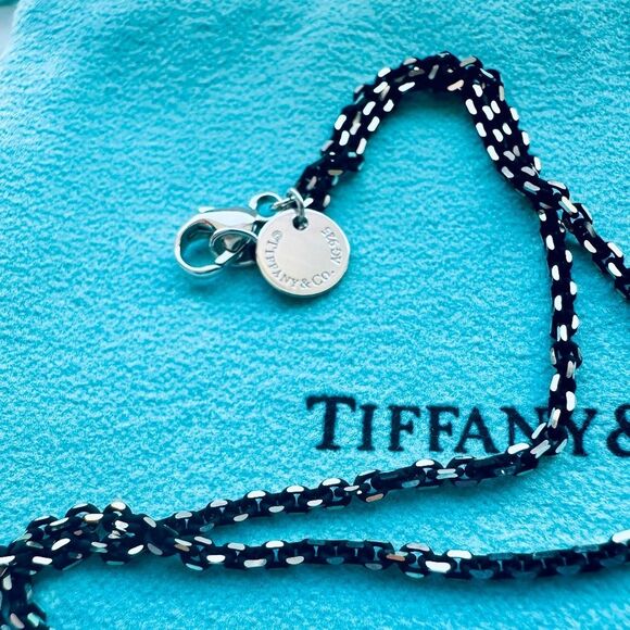 RARE Tiffany & Co. Black Enamel Sparkle Chain in Silver, 30 inches, 1.7mm - Picture 4 of 5